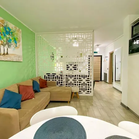 Greenview Alezzi Apartment Navodari